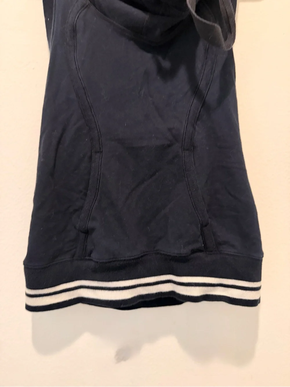 lululemon athletica Black Sleeveless Hooded Tank with White Stripe Hem